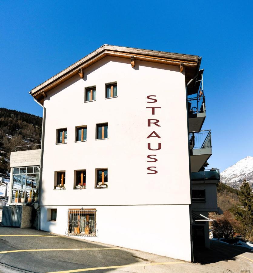 Kulinarik & Geniesser Hotel Strauss Fiesch Exterior photo